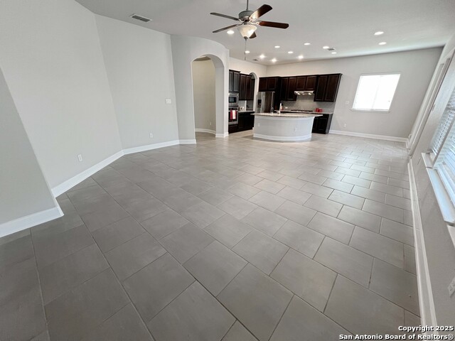 Listing photo id 31 for 14203 Sam Houston