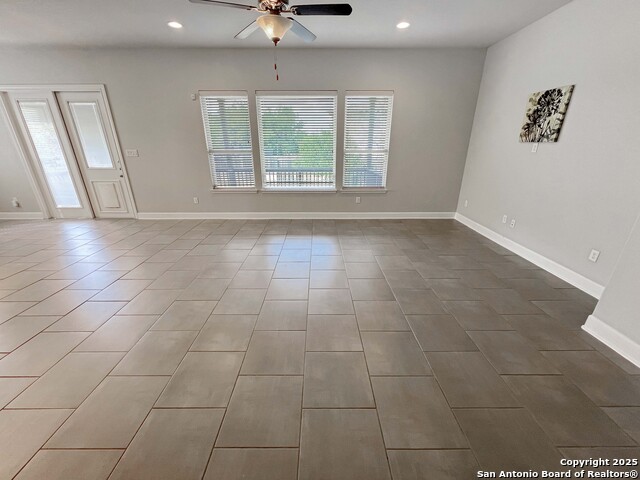 Listing photo id 32 for 14203 Sam Houston