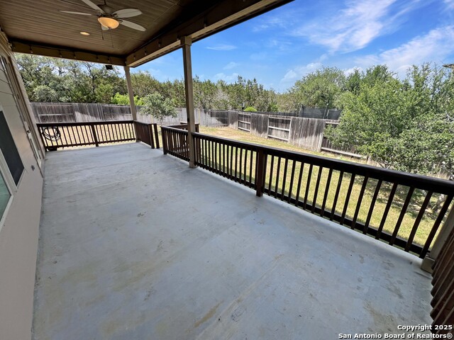 Listing photo id 46 for 14203 Sam Houston