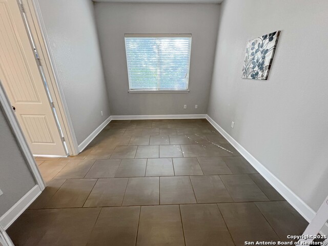 Listing photo id 6 for 14203 Sam Houston