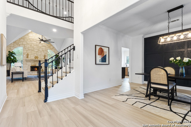 Listing photo id 8 for 537 Cr 6868 E