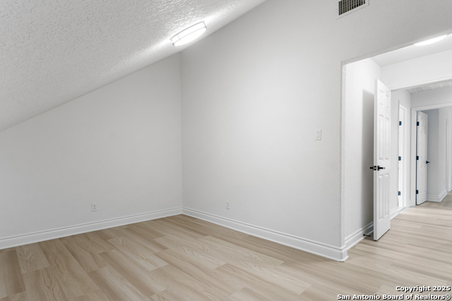 Listing photo id 28 for 537 Cr 6868 E