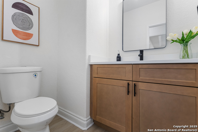 Listing photo id 38 for 537 Cr 6868 E