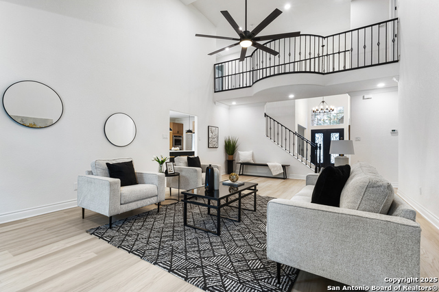 Listing photo id 3 for 537 Cr 6868 E