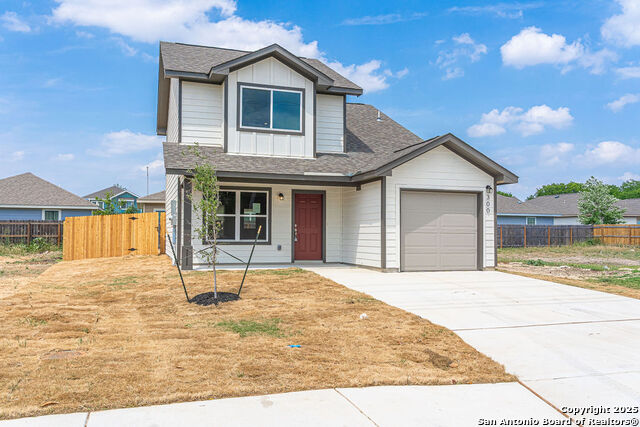 Image 4 of 34 For 300 Martindale W