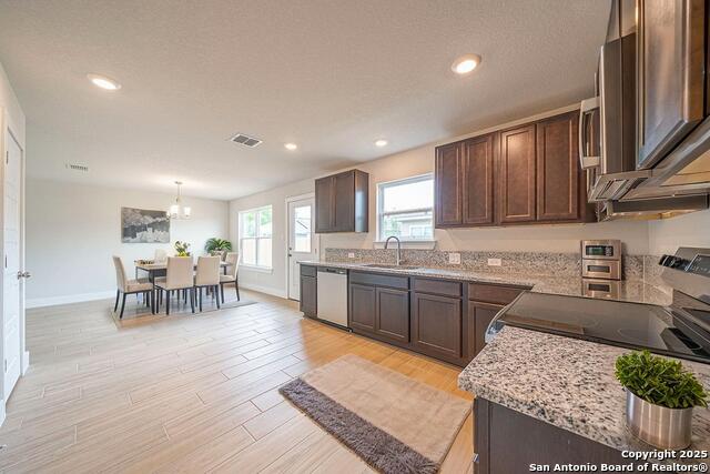 Image 6 of 34 For 300 Martindale W