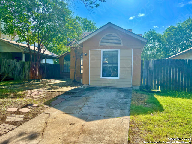Image 2 of 17 For 4130 Hunters Sun Dr