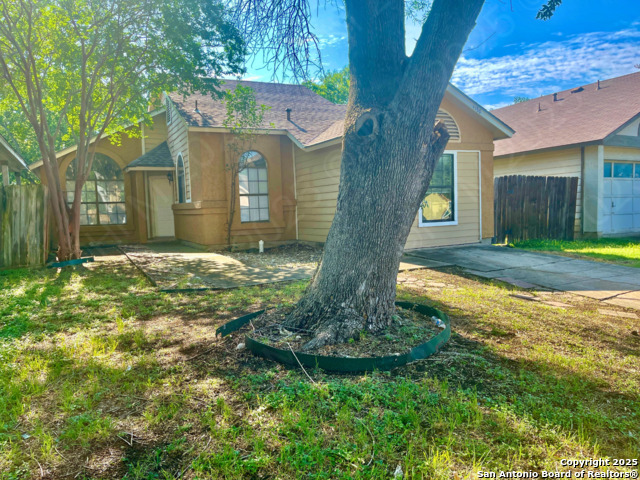 Image 3 of 17 For 4130 Hunters Sun Dr