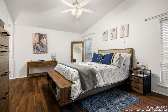 Listing photo id 13 for 5006 Las Campanas