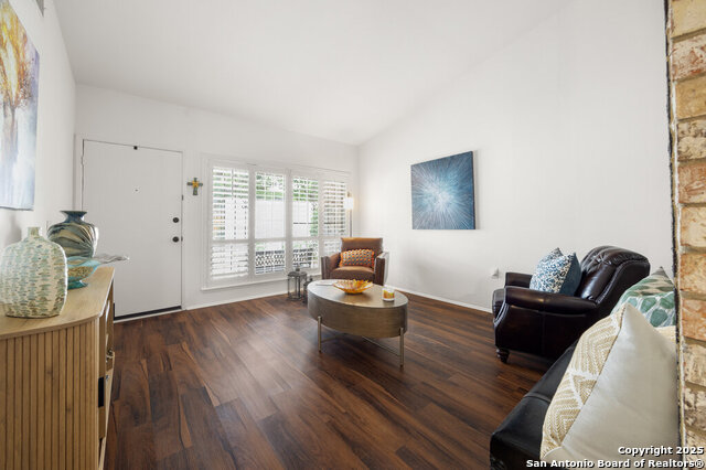 Listing photo id 4 for 5006 Las Campanas