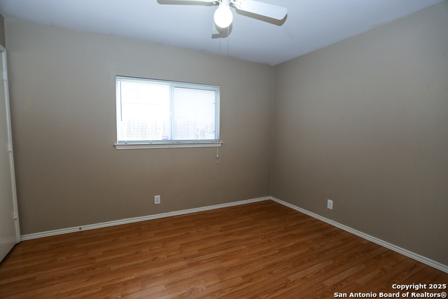Image 18 of 23 For 15326 Spring Land
