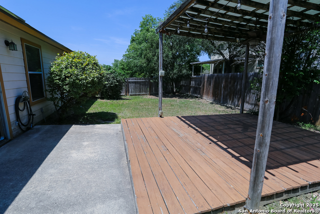Image 21 of 23 For 15326 Spring Land