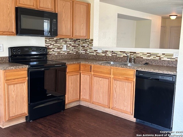 Listing photo id 6 for 10019 Tiger Bay