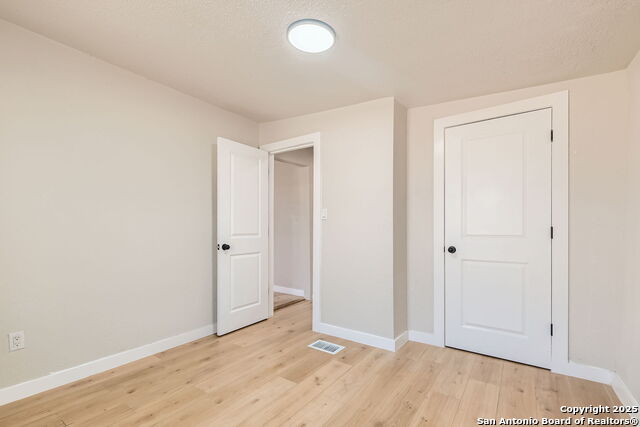 Listing photo id 18 for 506 Hot Wells