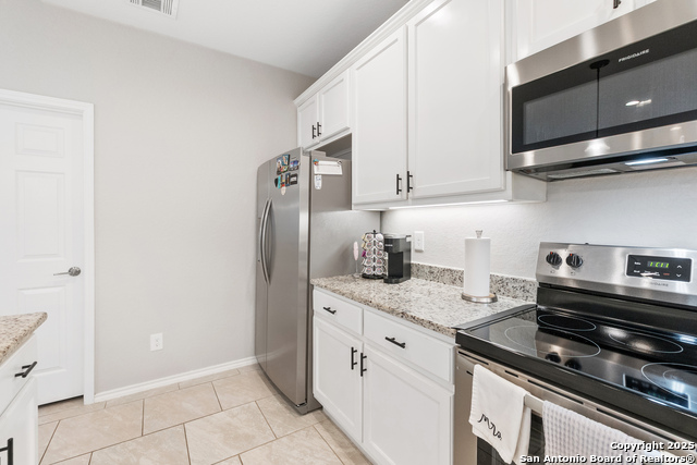 Image 8 of 33 For 422 42nd  