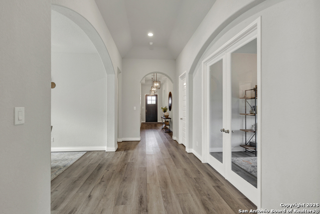 Image 11 of 76 For 562 Orchard Way