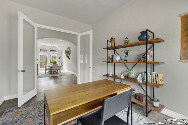 Image 15 of 76 For 562 Orchard Way