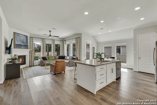 Image 26 of 76 For 562 Orchard Way