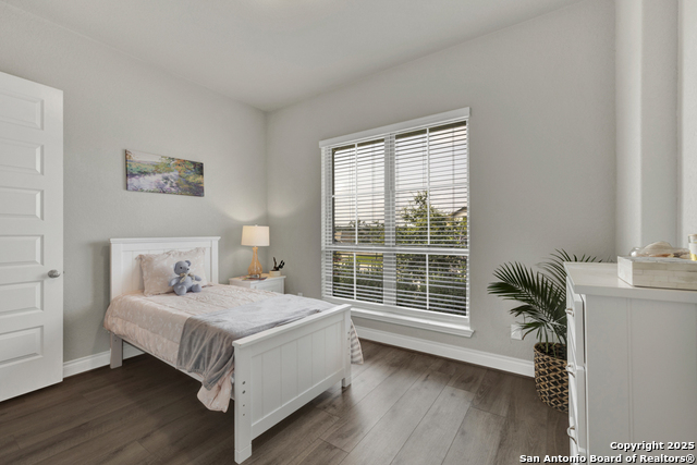 Image 36 of 76 For 562 Orchard Way