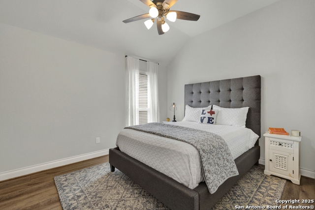 Image 39 of 76 For 562 Orchard Way