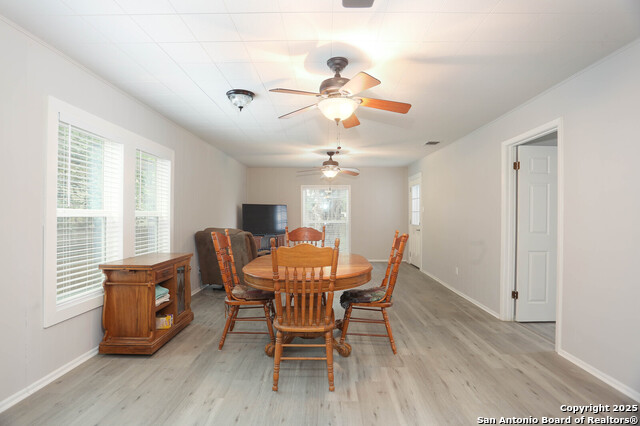 Image 9 of 18 For 551 Mayfield E