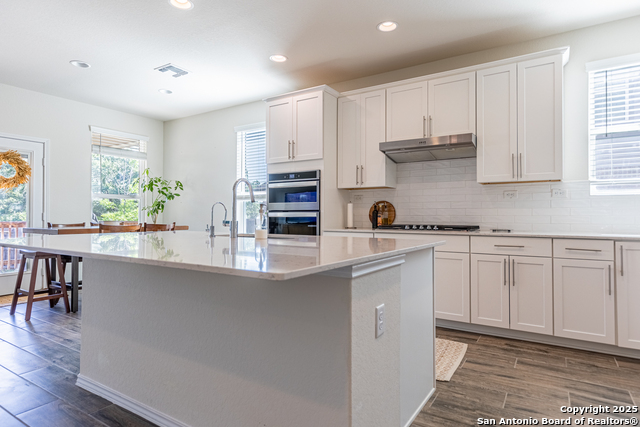 Image 10 of 47 For 7421 Cimarron Lake