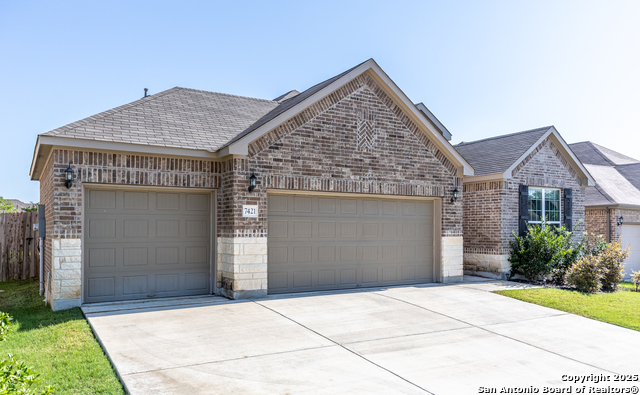 Image 2 of 47 For 7421 Cimarron Lake