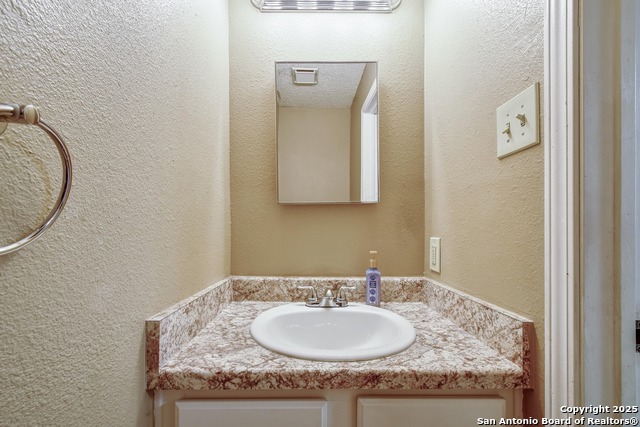 Image 15 of 30 For 9311 Bowen Dr.