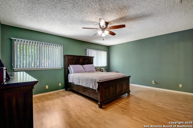 Image 20 of 30 For 9311 Bowen Dr.