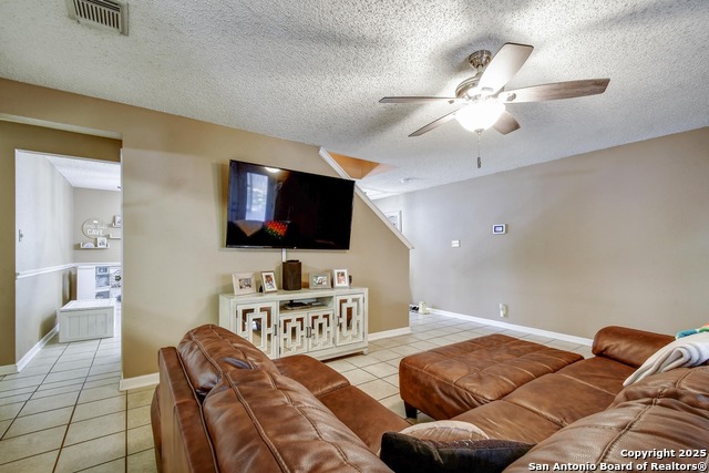 Image 4 of 30 For 9311 Bowen Dr.