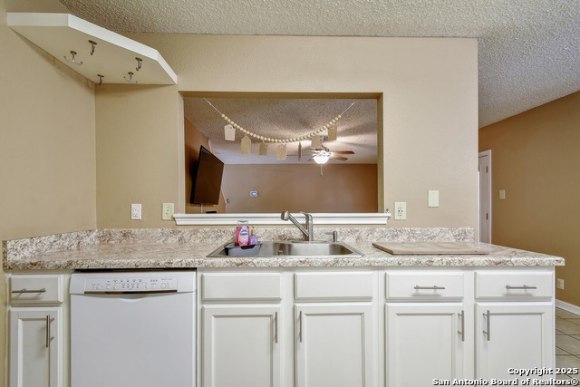 Image 8 of 30 For 9311 Bowen Dr.