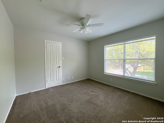 Image 16 of 21 For 9507 Summerbrook