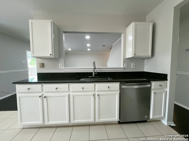 Image 6 of 21 For 9507 Summerbrook