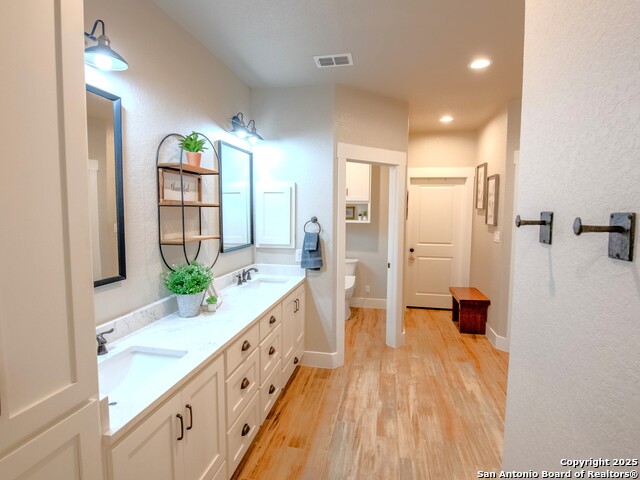 Image 8 of 37 For 113 Bayberry Ct