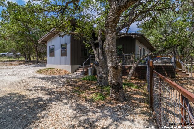 Details for 107 Smokey River S, Boerne, TX 78006