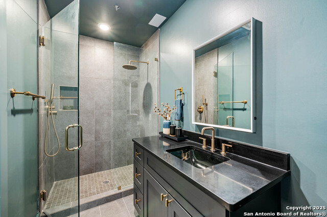 Listing photo id 11 for 7231 Stonewall Bend  3112