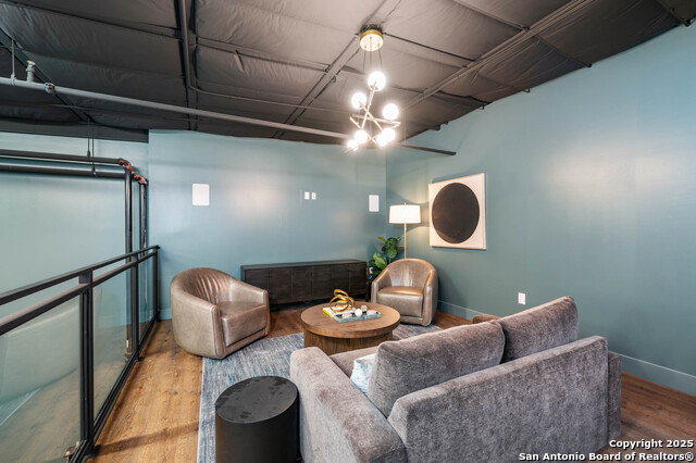 Listing photo id 15 for 7231 Stonewall Bend  3112