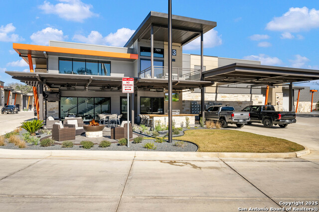 Listing photo id 20 for 7231 Stonewall Bend  3112