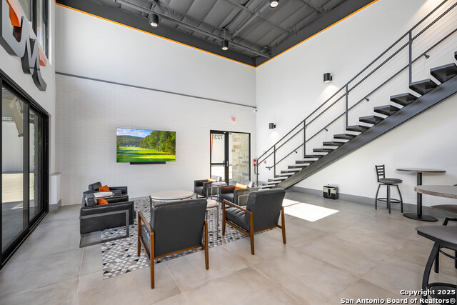 Listing photo id 24 for 7231 Stonewall Bend  3112