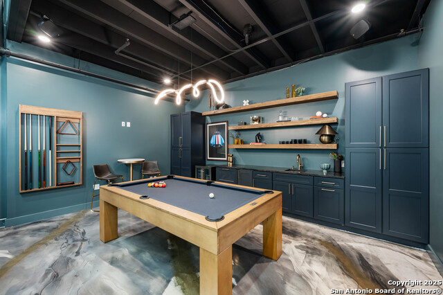 Listing photo id 4 for 7231 Stonewall Bend  3112