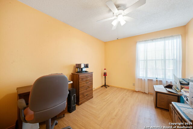 Image 21 of 27 For 11334 Bald Mountain Dr