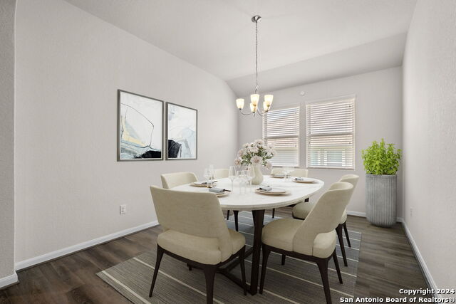 Listing photo id 8 for 6595 Mason Vly