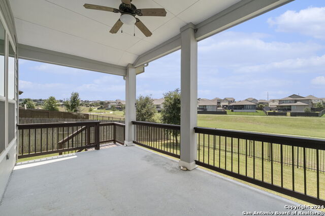 Listing photo id 29 for 6595 Mason Vly