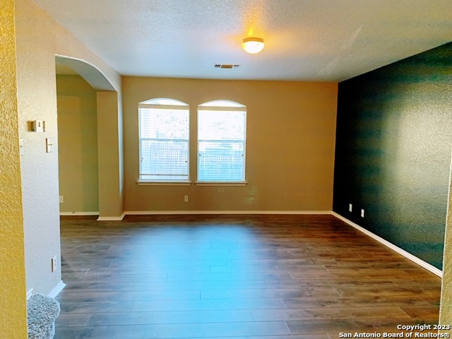 Image 4 of 19 For 5403 Tomas Circle