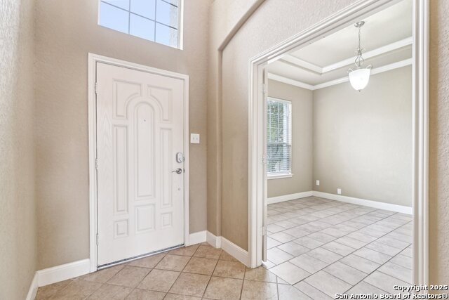 Listing photo id 9 for 5514 Waldon Walk
