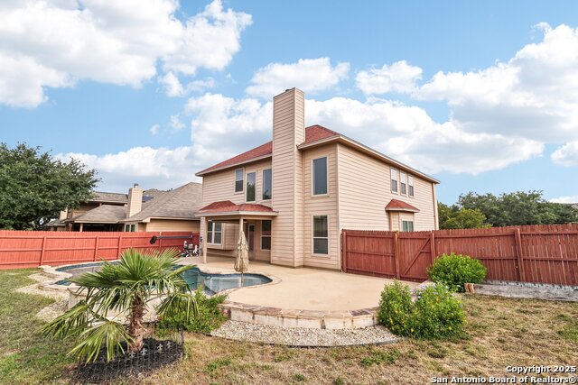 Listing photo id 1 for 5514 Waldon Walk
