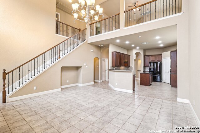 Listing photo id 3 for 5514 Waldon Walk