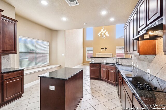 Listing photo id 6 for 5514 Waldon Walk