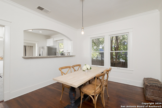Image 12 of 32 For 414 Rosewood