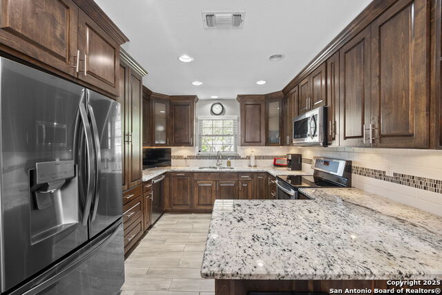 Image 11 of 38 For 1008 Robert Derrick Dr.